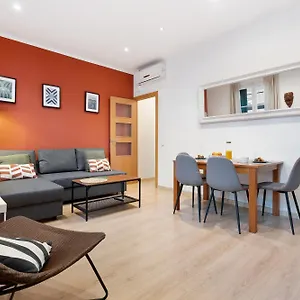 https://apt-recently-renovated-2-bedroom-in-eixample.catalonia-hotels.com
